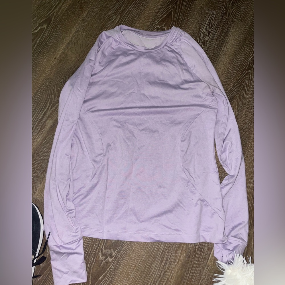 Lavender long sleeve athletic top
